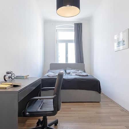 Explore Vienna 2Br And 1Lr Retreat Near Westbahnhof ภายนอก รูปภาพ