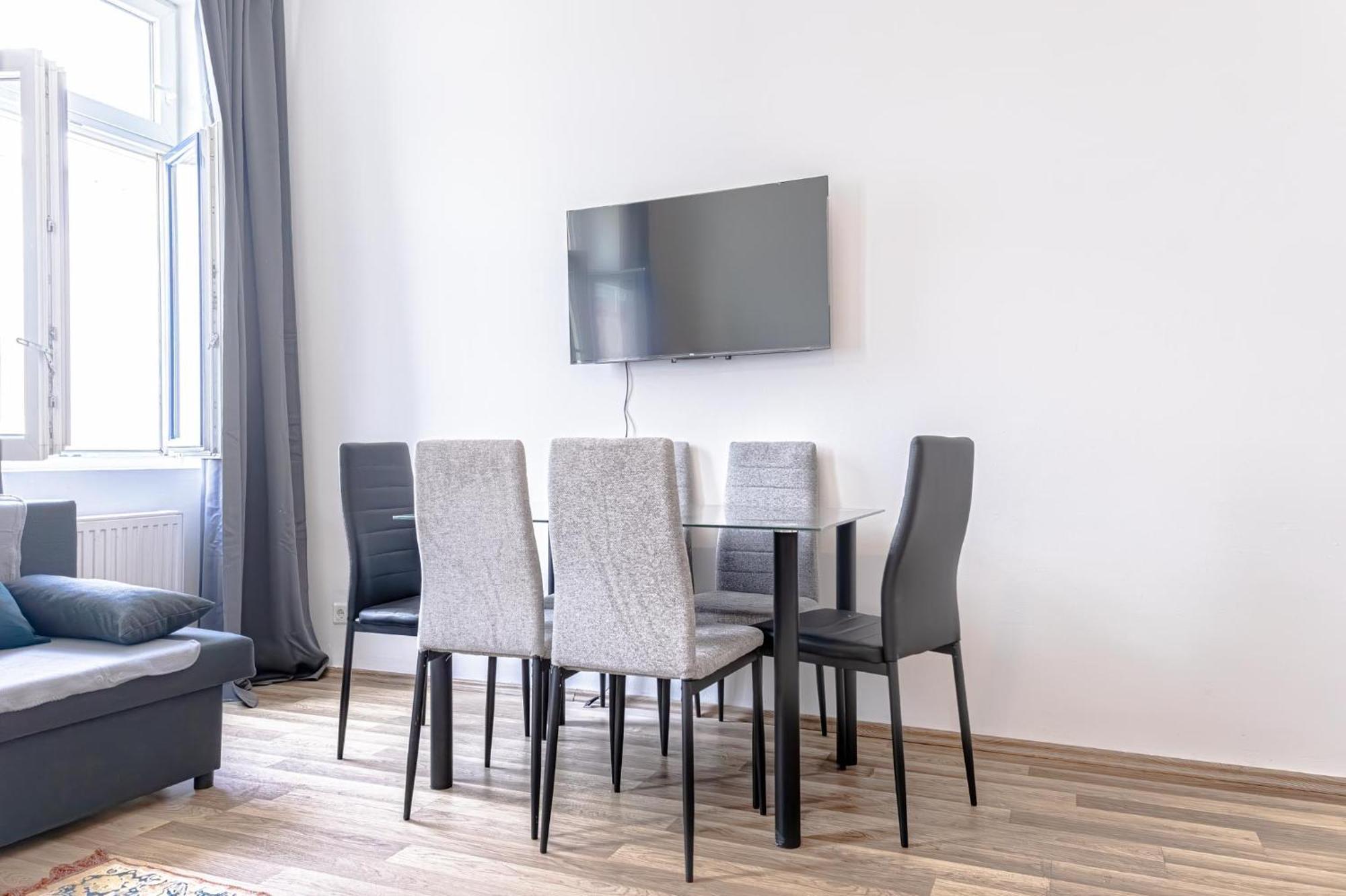 Explore Vienna 2Br And 1Lr Retreat Near Westbahnhof ภายนอก รูปภาพ