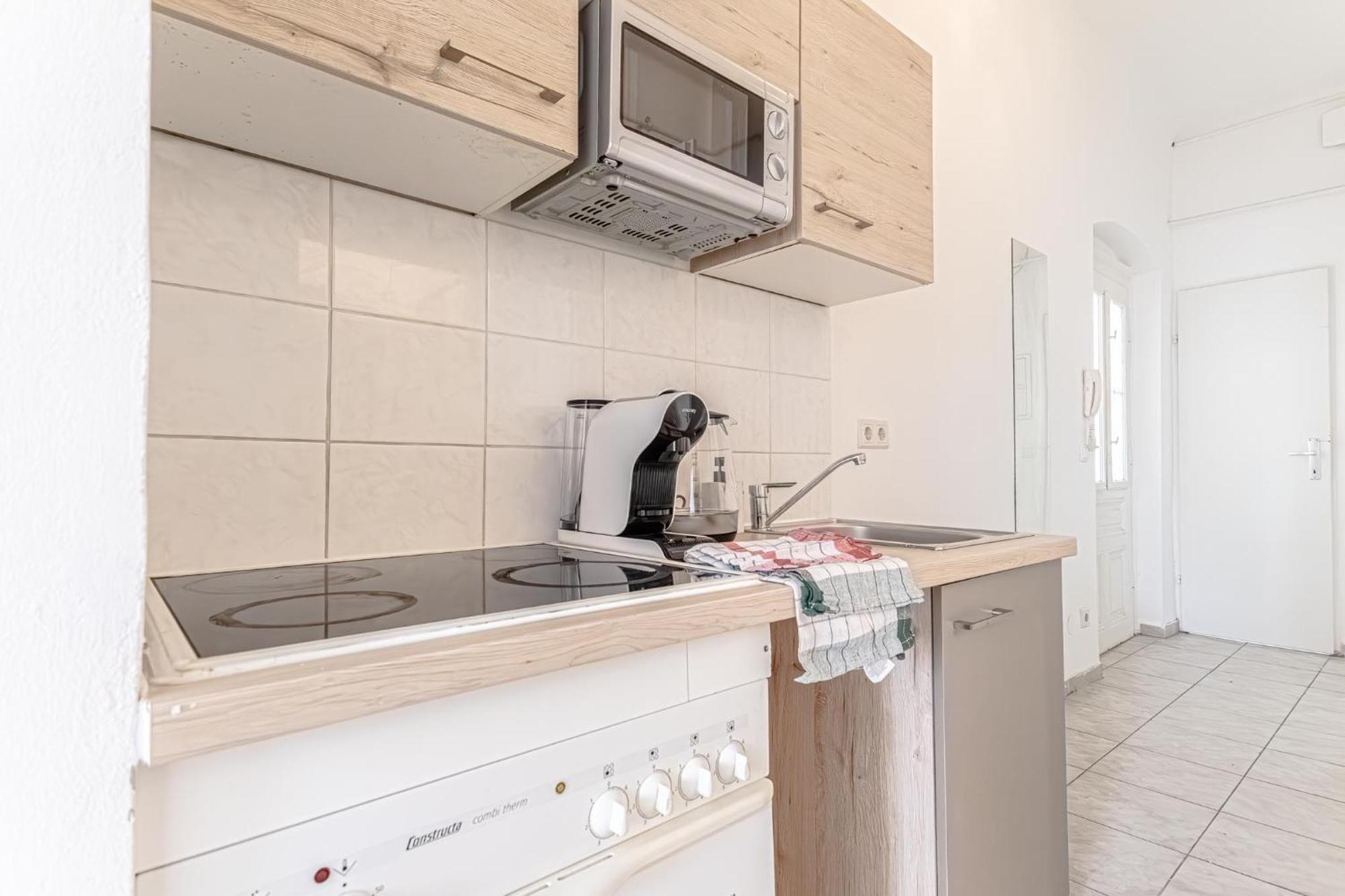Explore Vienna 2Br And 1Lr Retreat Near Westbahnhof ภายนอก รูปภาพ