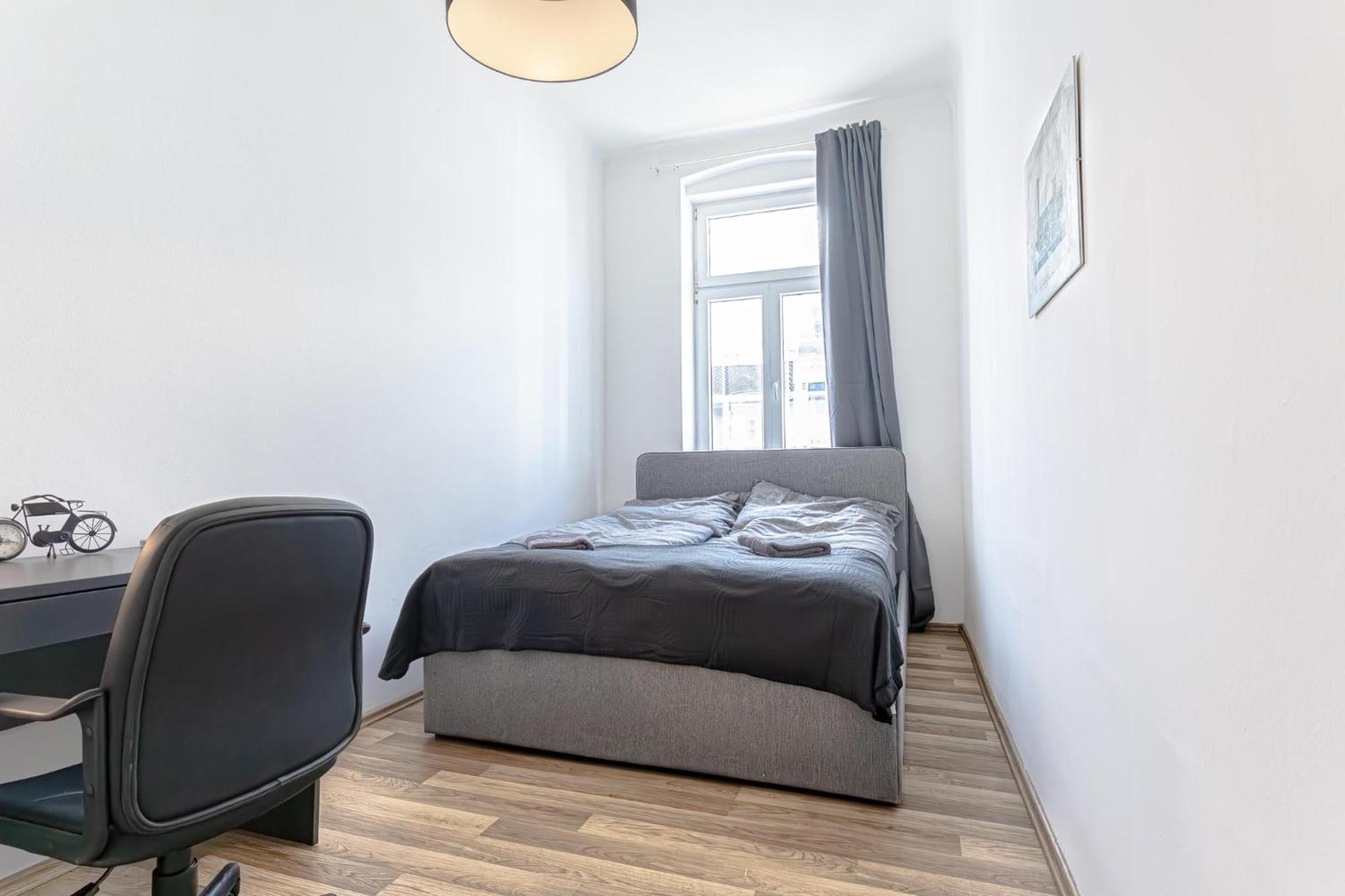 Explore Vienna 2Br And 1Lr Retreat Near Westbahnhof ภายนอก รูปภาพ